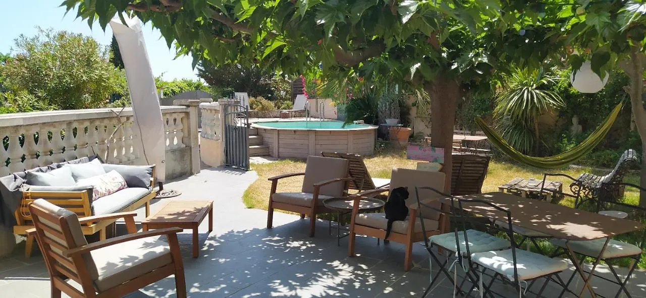 Appartement Les Mondes à Ensues-la-Redonne Séjour chez l'habitant