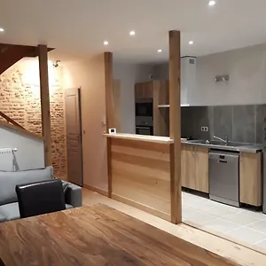  Hébergement de vacances D'emilie - Centre Avec Garage - 3 étoiles France